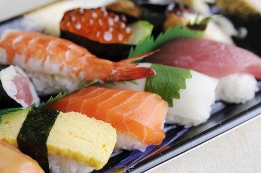 Món ăn tại Asahi được trang trí bắt mắt, đậm chất văn hóa Nhật Bản
